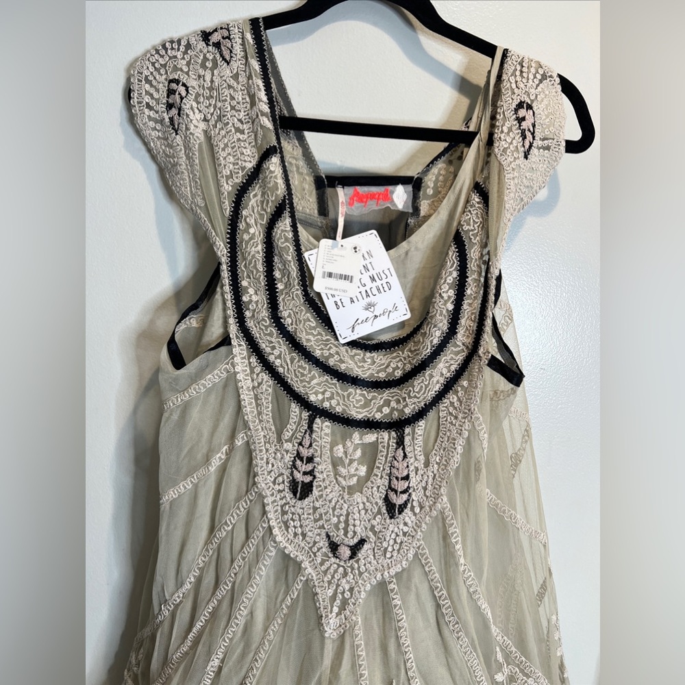 Free People Ethereal Lace Vintage Embroidered Maxi Dress L $500 - Picture 8 of 11